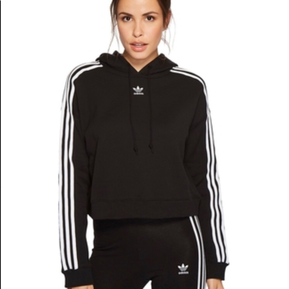 Cropped hoodie